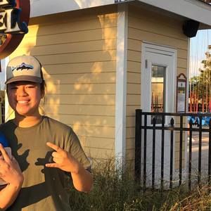 Meet your Posher, Hongsavan